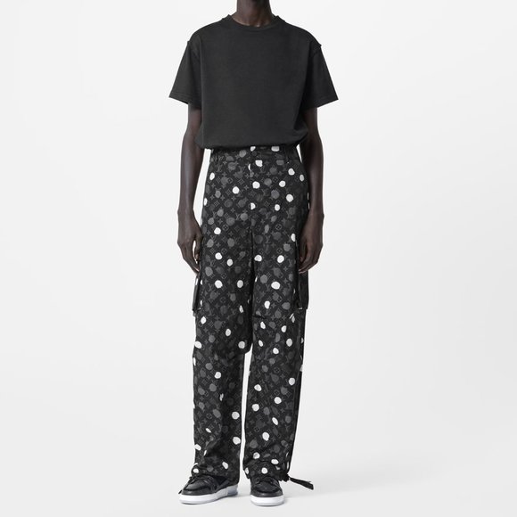 LV x YK Monogram Painted Dots Cargo Pants - Picture 8 of 8